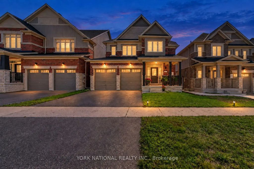 32 Copperhill Heights E, Barrie
