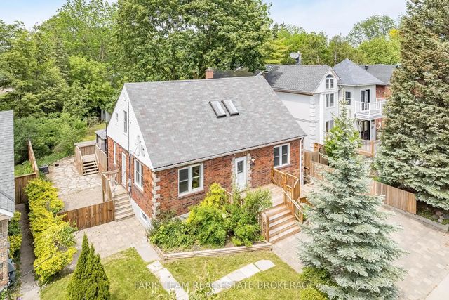 18 Holgate Street, Barrie