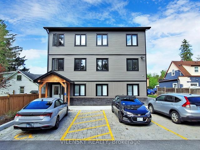 195 Owen Street F, Barrie