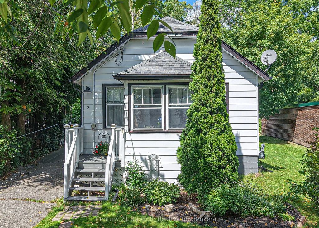 8 Dunn Avenue, Orillia