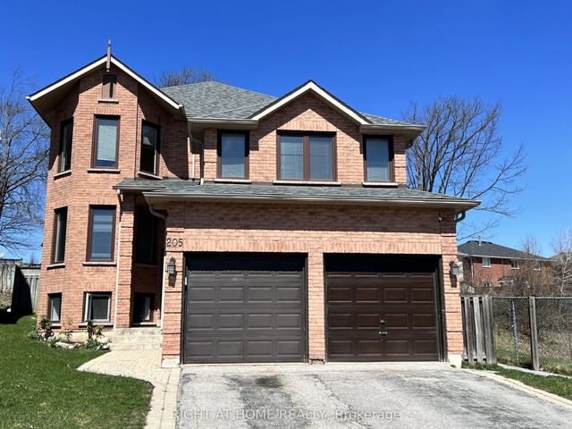 205 Cardinal Street Lower, Barrie