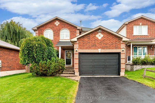 32 Wessenger Drive, Barrie