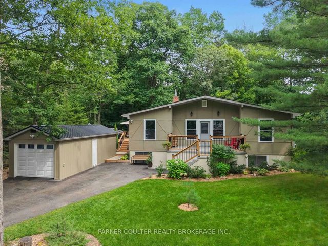 11 Duquette Court, Tiny