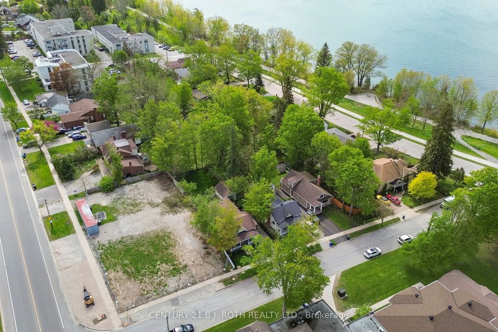 193 Blake Street, Barrie