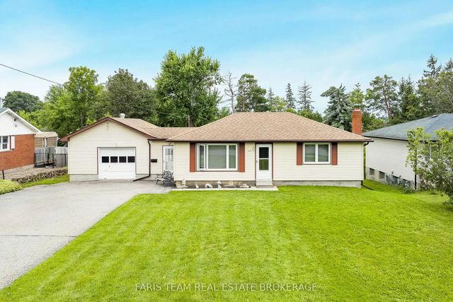 207 Warnica Road, Barrie