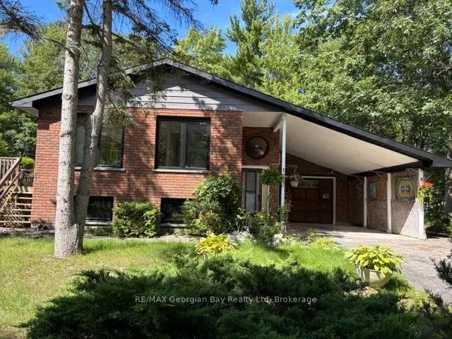 167 Nw Tall Pines Drive Nw, Tiny