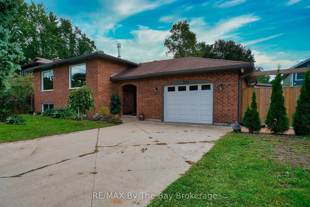 247 Simcoe Street, Clearview