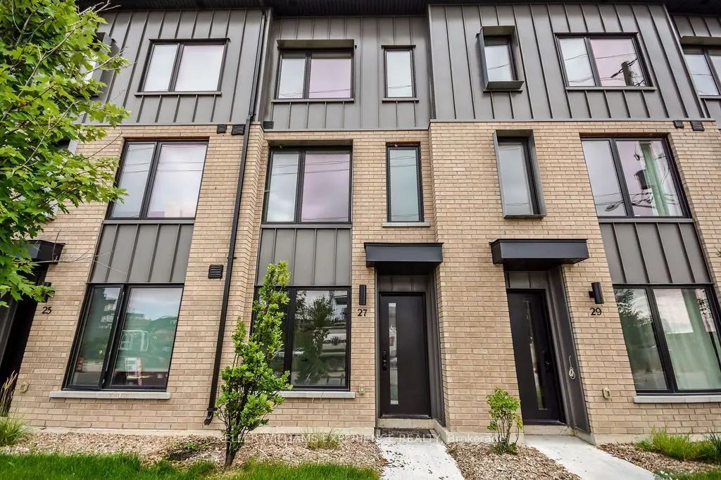 27 Rainwater Lane, Barrie