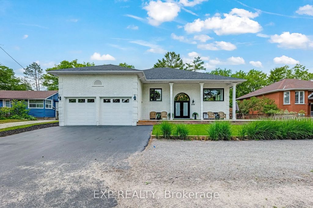256 Old Mosley Street, Wasaga Beach