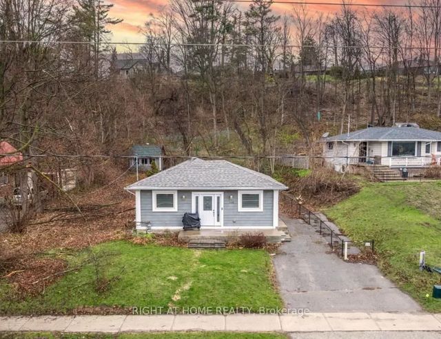 180 Blake Street #1, Barrie