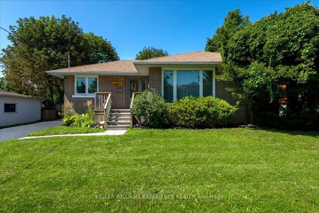 92 Johnson Street, Barrie