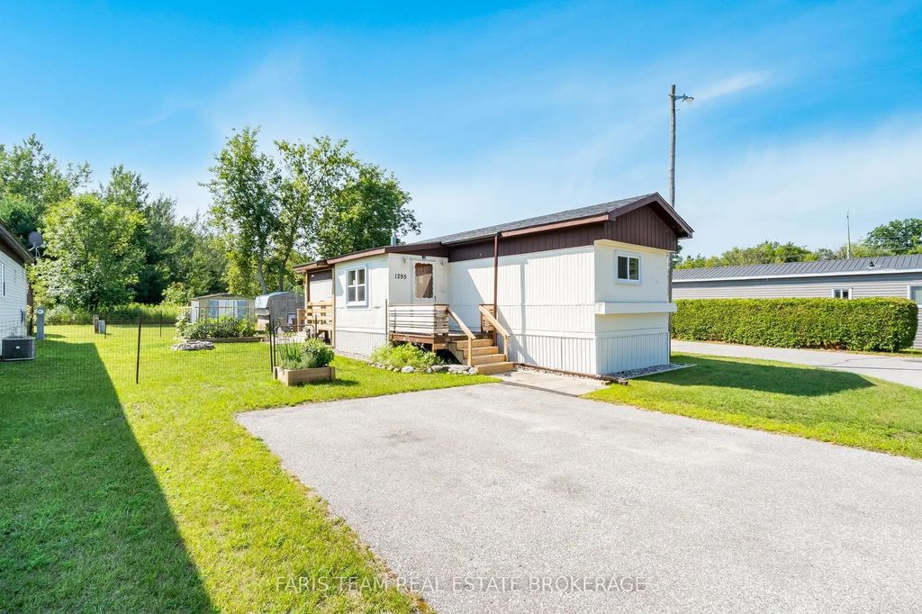 1295 Hilltop Road, Severn