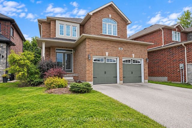 35 Auburn Court, Barrie