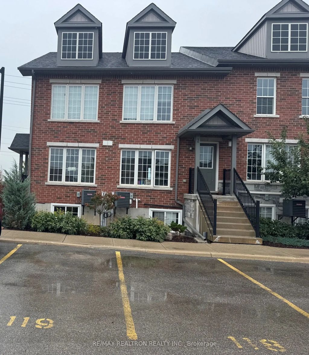 252 Penetanguishene Road 8, Barrie