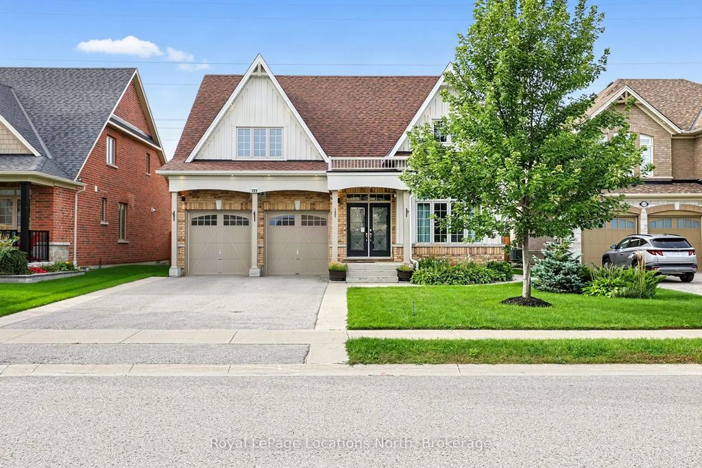 133 Trail Boulevard, Springwater