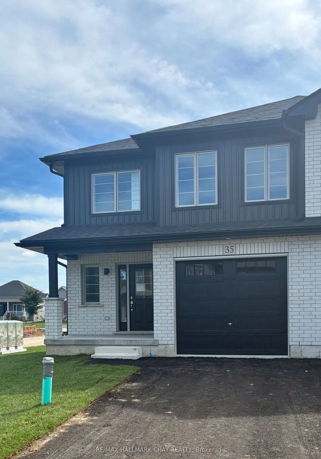 35 Strath Crescent, Springwater