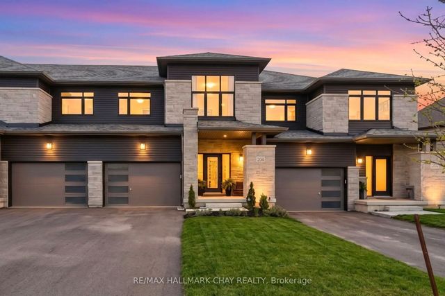 204 Rosanne Circle, Wasaga Beach