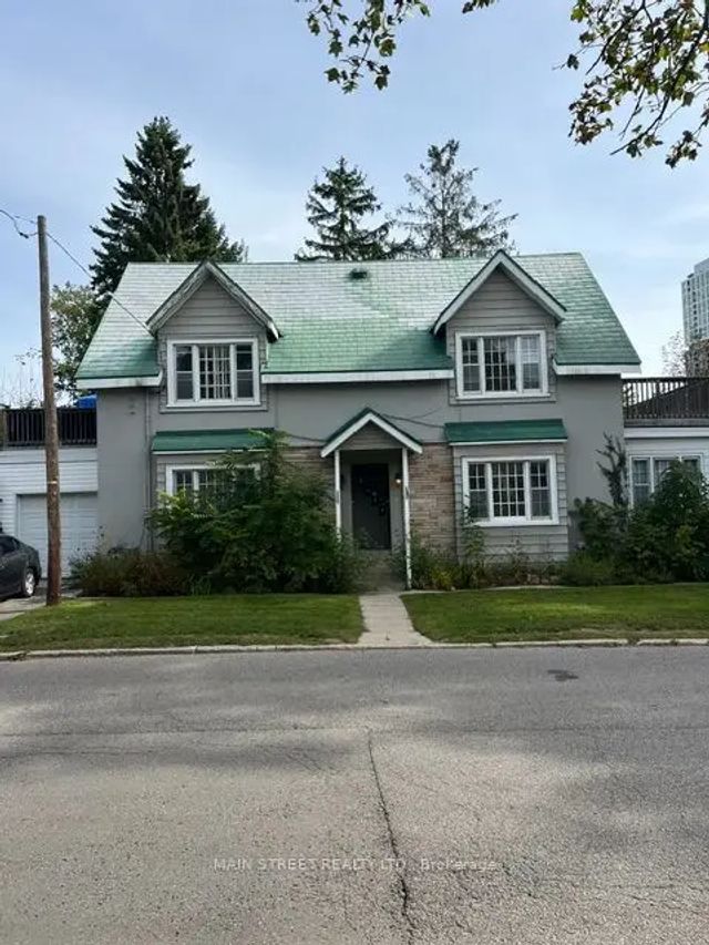 29 Parkside Drive 2, Barrie
