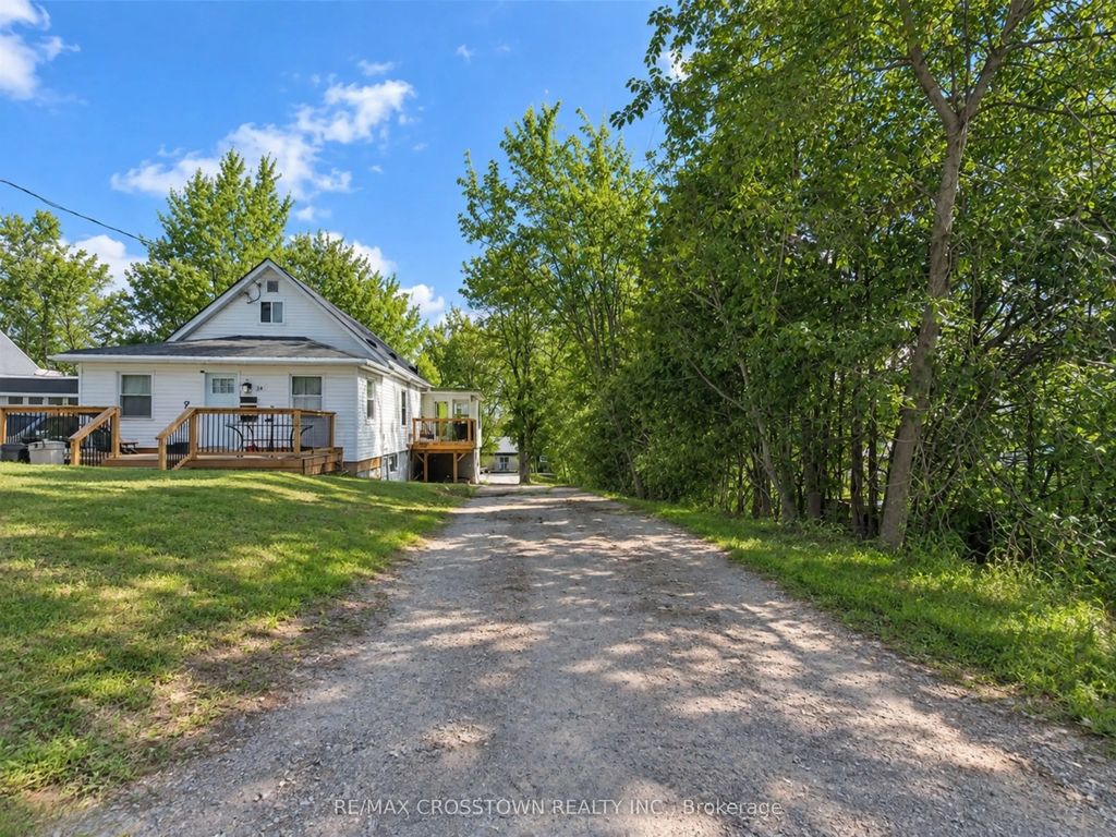 64 Bleeker Street, Orillia