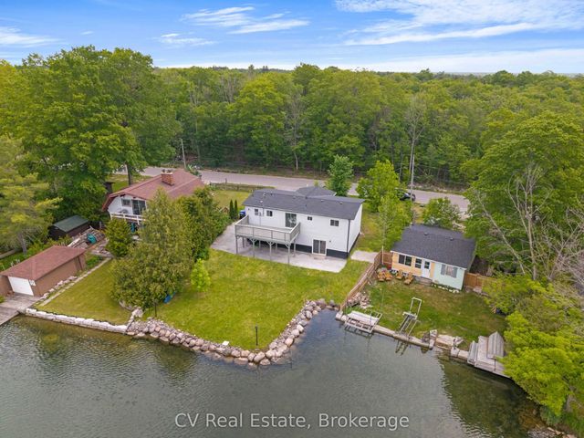 3338 Cox Drive, Severn