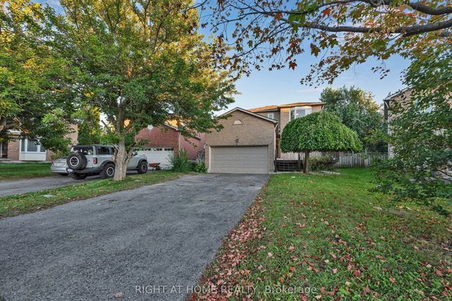 45 Blair Crescent, Barrie
