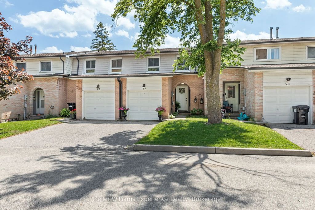 2 Bernick Drive 23, Barrie
