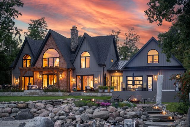 247 Lakeshore Road W, Oro-Medonte