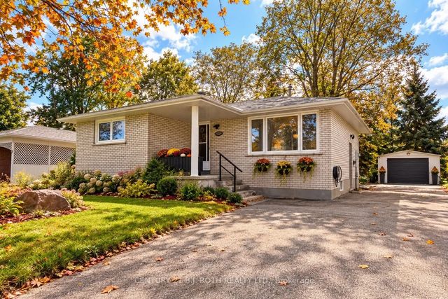 5 East Gate, Barrie