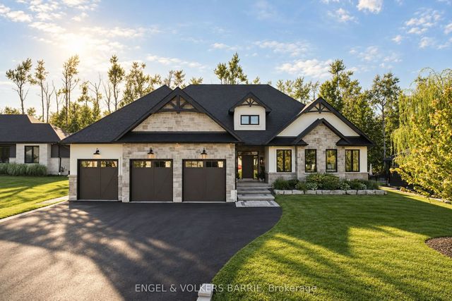 4 Walter James Parkway, Springwater