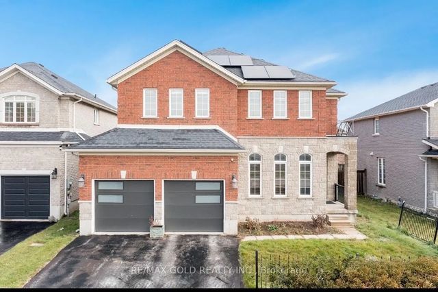3 Prince William Way, Barrie