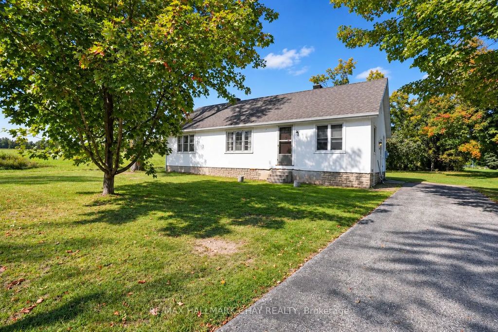 1402 Ridge Road E, Oro-Medonte