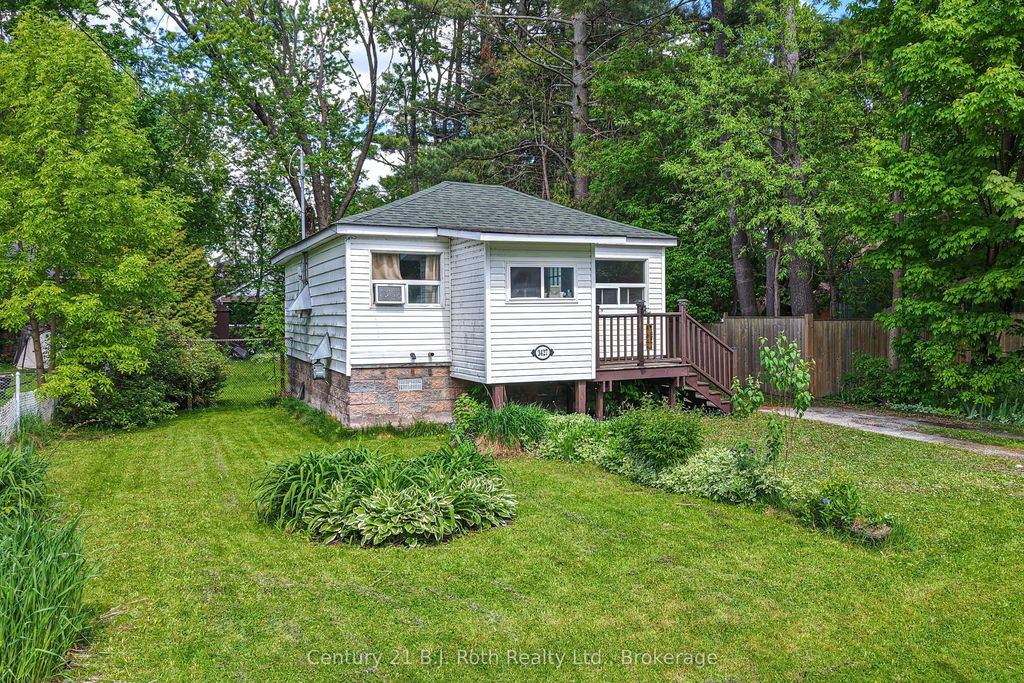 3427 Coronation Avenue, Severn