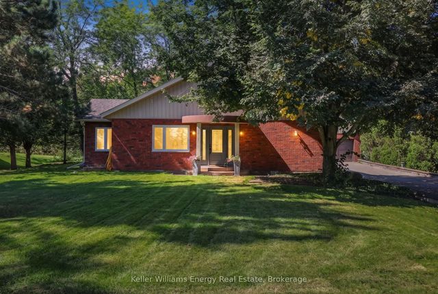 60 Bayside Avenue, Tay