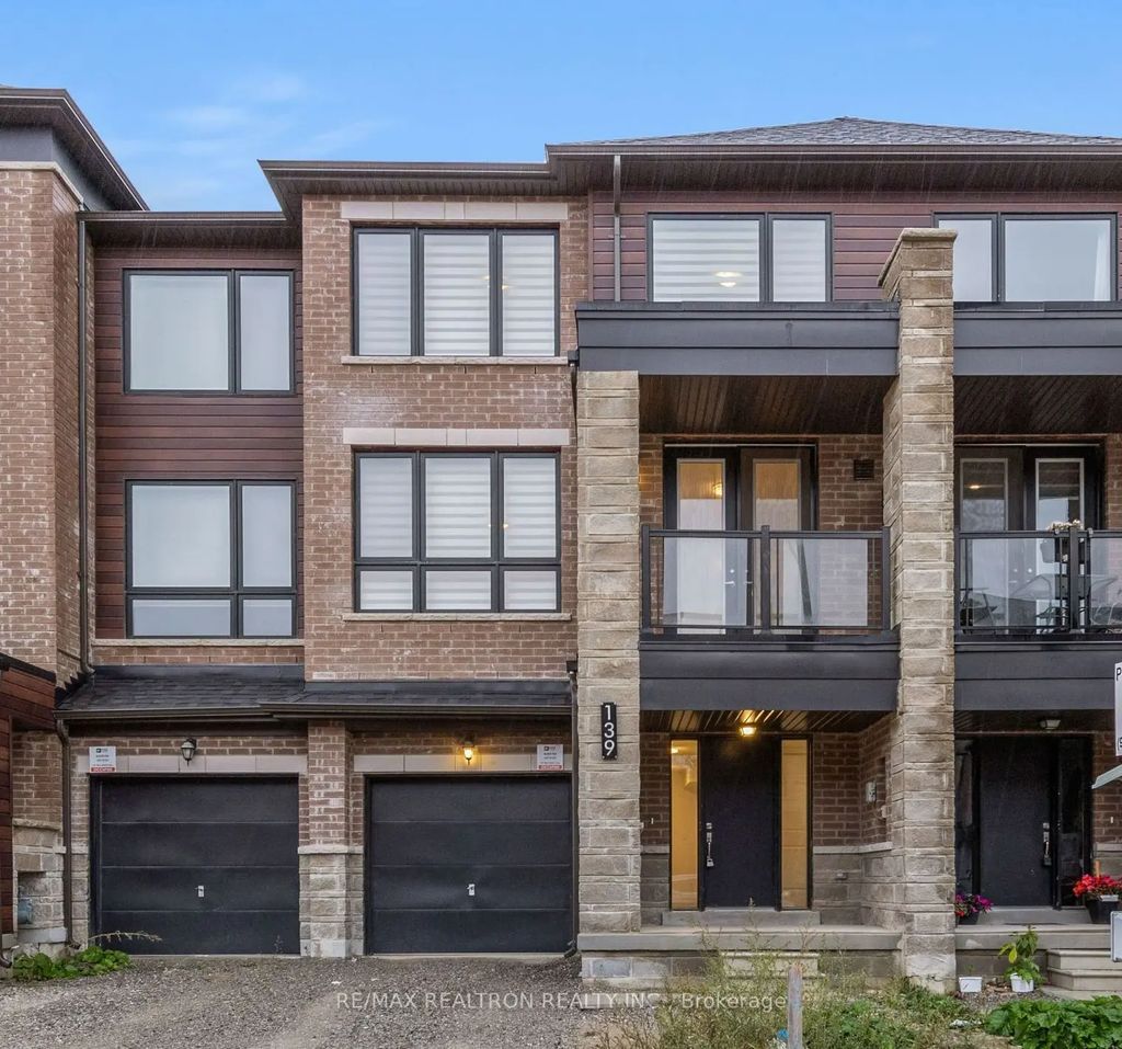 139 Blue Forest Crescent, Barrie