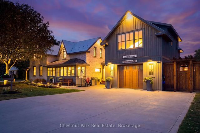 21 Elizabeth Street E, Clearview