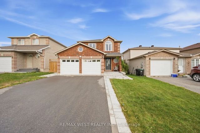 11 Ambler Bay N/a, Barrie