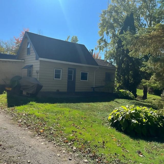 4075 Airport Road, Ramara