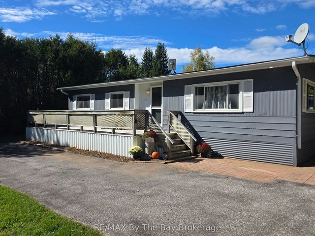 926 Brebeuf Road, Midland