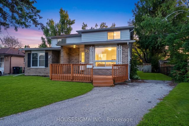 33 College Crescent, Barrie
