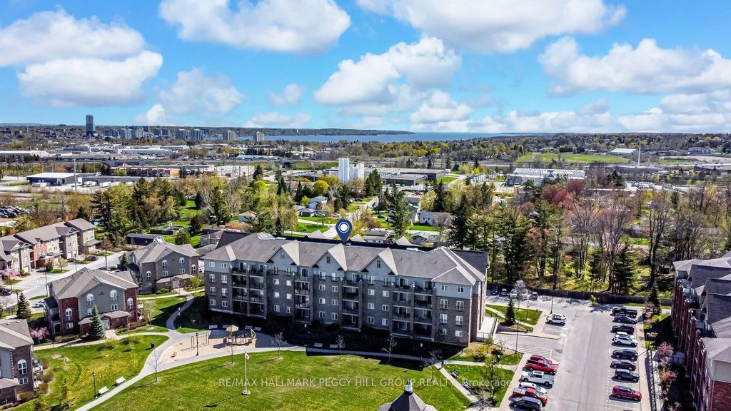 45 Ferndale Drive S 305, Barrie