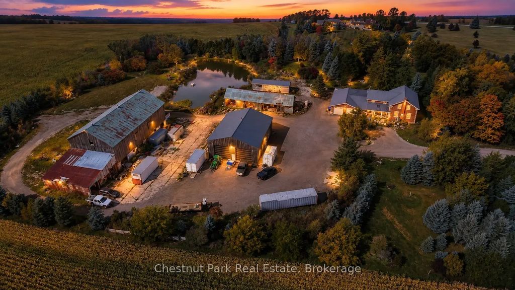 1164 Fairgrounds Road N, Clearview