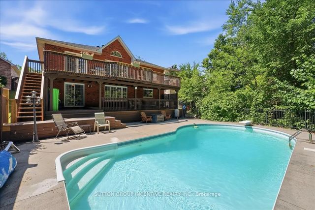 200 Cumming Drive, Barrie