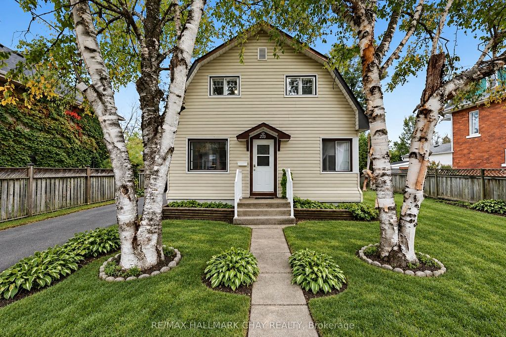 275 Harvey Street, Orillia