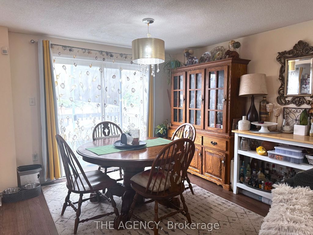 18 Srigley Street, Barrie