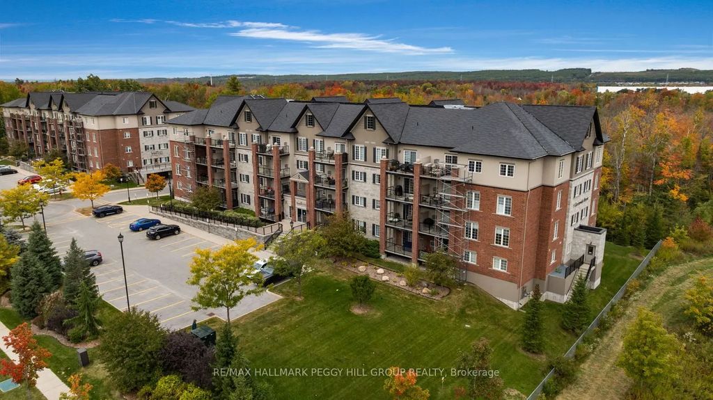 5 Greenwich Street 212, Barrie