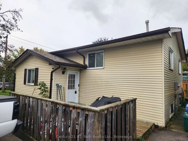 12 Shannon Street Lower, Orillia