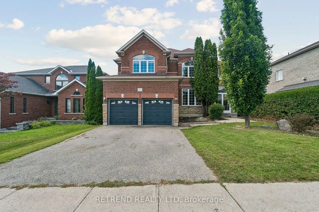 36 Sandringham Drive, Barrie