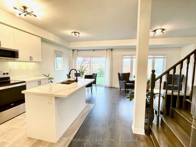 128 Village Gate Drive, Wasaga Beach