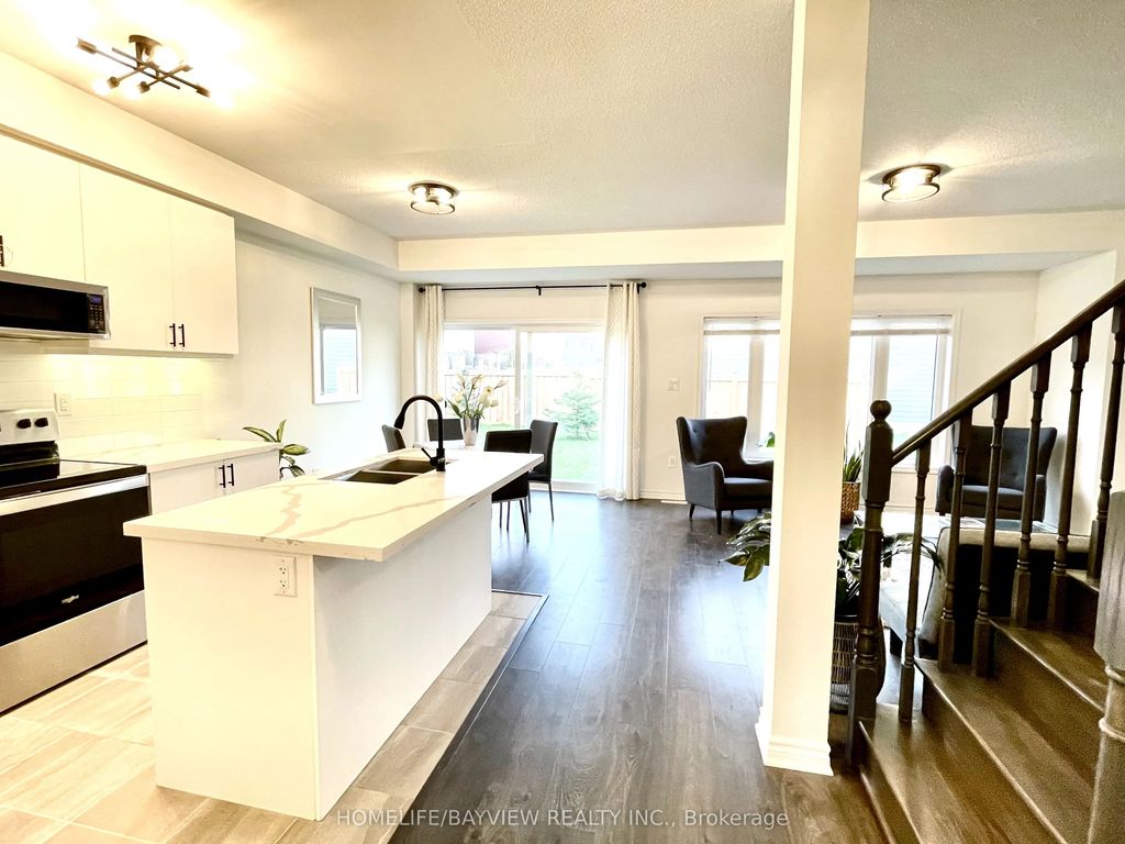 128 Village Gate Drive, Wasaga Beach