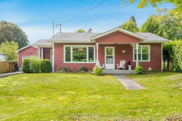 320 Cherry Street, Tay